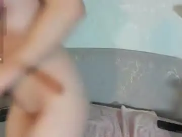 Meggan_luxx  live sex cam