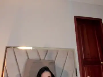 Ninacavallli  live sex cam