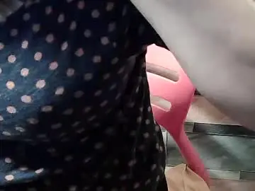 Pinayhairyflower  live sex cam