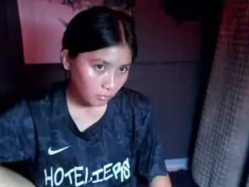 _inaa  live sex cam