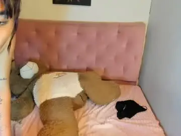 Chellfox  live sex cam