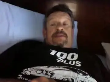 Clubby69  live sex cam