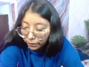 Elowen_tay  live sex cam