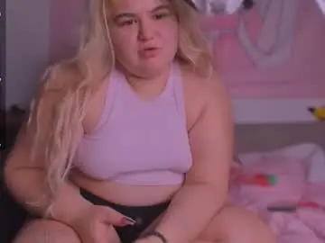 Freakcute_friends  live sex cam