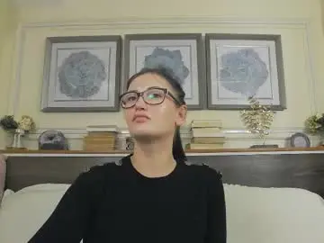 Hellendesire  live sex cam