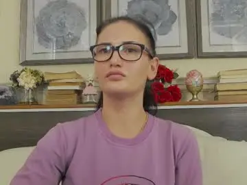 Hellendesire  live sex cam