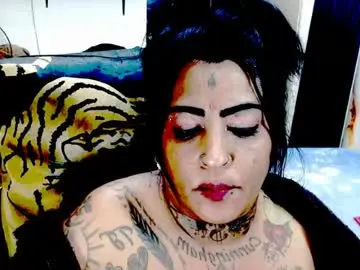 Indiancatz2  live sex cam