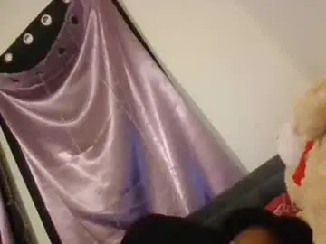 Juicyjay1998  live sex cam