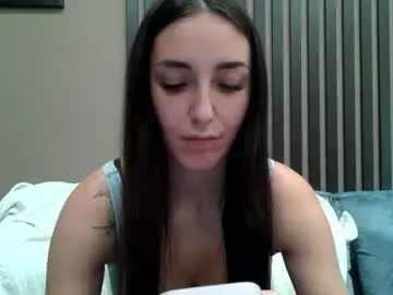 Karinavandis  live sex cam