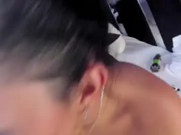 Larabrook  live sex cam