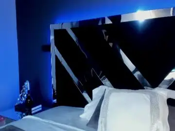 Larabrook  live sex cam