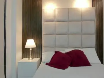 Lilly_evanss_  live sex cam