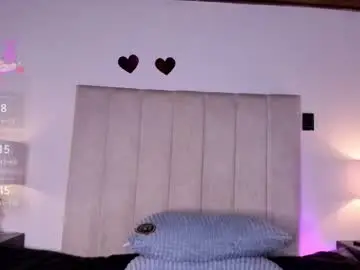 Marthina_cnc  live sex cam