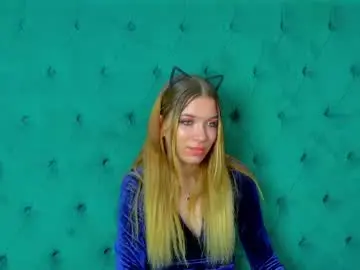 Noradelon  live sex cam
