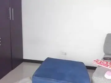 Avaferrera  live sex cam