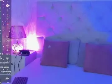 Goth_tasha  live sex cam