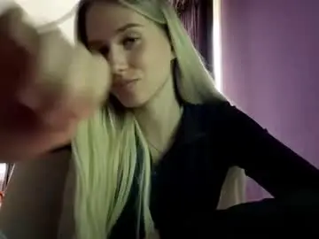 Meloniekershbaumer  live sex cam