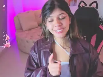 Nataasha___  live sex cam