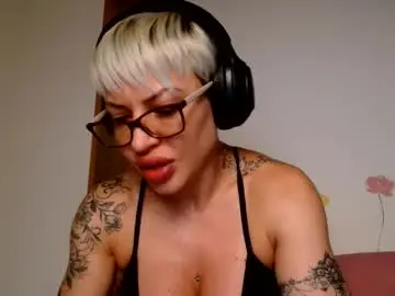 Carolinamonroems  live sex cam