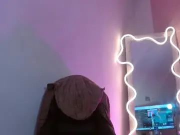 Damii_tay  live sex cam