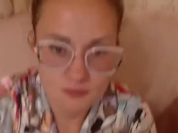 Flowercandydoll13  live sex cam