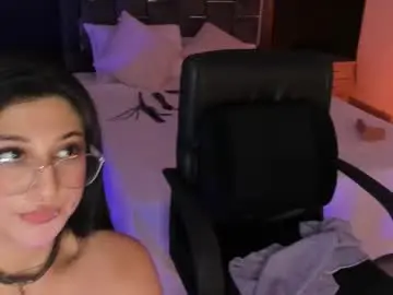 Gabrielakassi  live sex cam