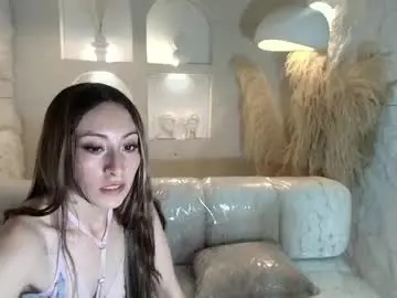 Katalina_r  live sex cam