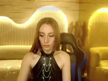 Katalina_r  live sex cam