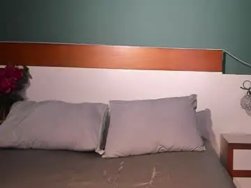 Katrin_____  live sex cam