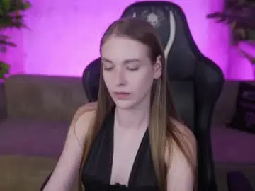 Kira0541  live sex cam