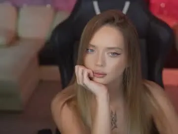 Kira0541  live sex cam
