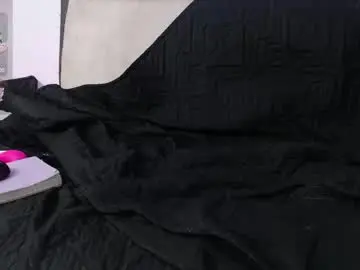 Laramucci  live sex cam