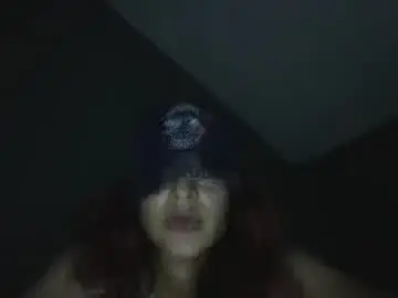 Luciamendez23  live sex cam