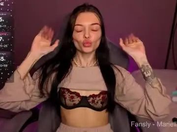 Mariella__adams  live sex cam