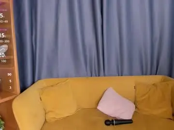 Moongrove  live sex cam