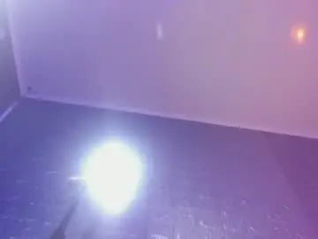 Nayascarlet  live sex cam