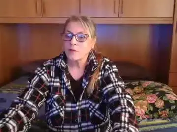 Pussy_boom4u  live sex cam