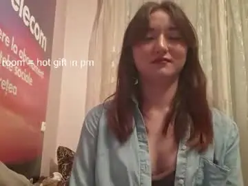 Shalandaneubauer  live sex cam