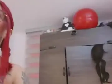_selene_red  live sex cam