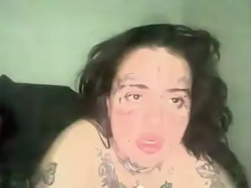 Bloodwrist  live sex cam