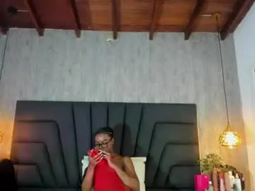 Brittanychanell  live sex cam