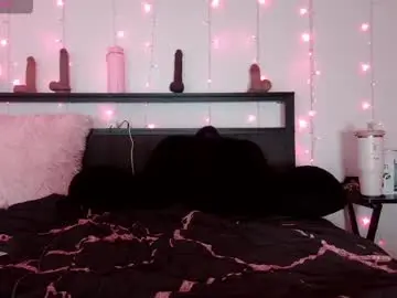 Bubble_girl_lo  live sex cam
