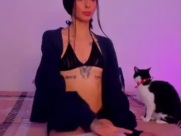 Chloeaddamss  live sex cam