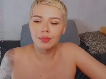 Elise_day  live sex cam
