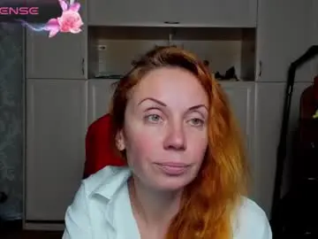 Elisefoxy  live sex cam