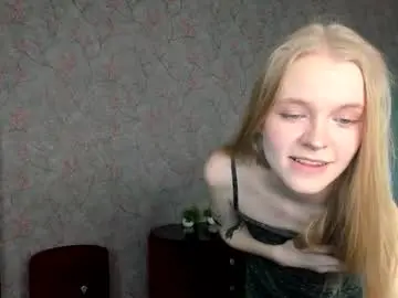 Erica_coy_  live sex cam