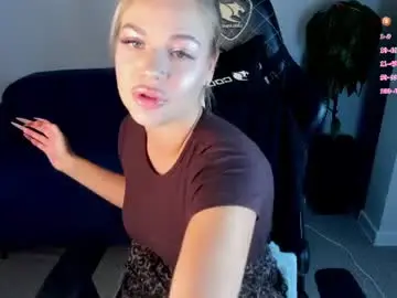Evelyn_estrada  live sex cam