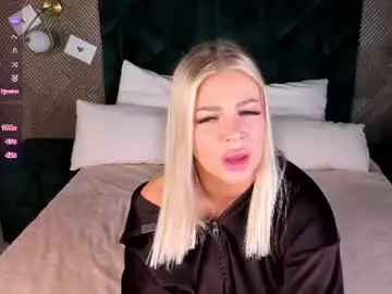 Evelyn_estrada  live sex cam