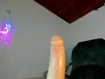 Im_karoline  live sex cam