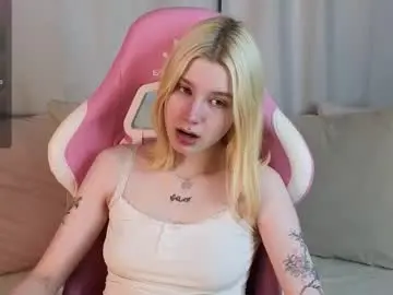 Love_eva_love  live sex cam